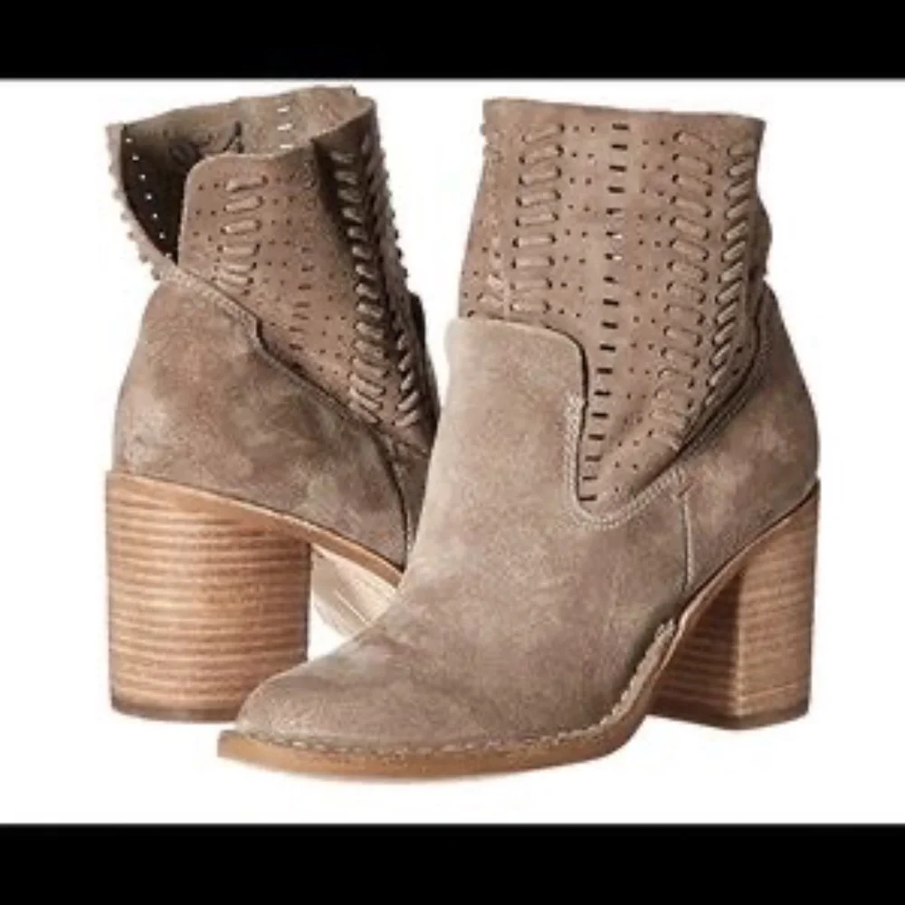 Dolce Vita Landon Booties Boots Suede Taupe size 10